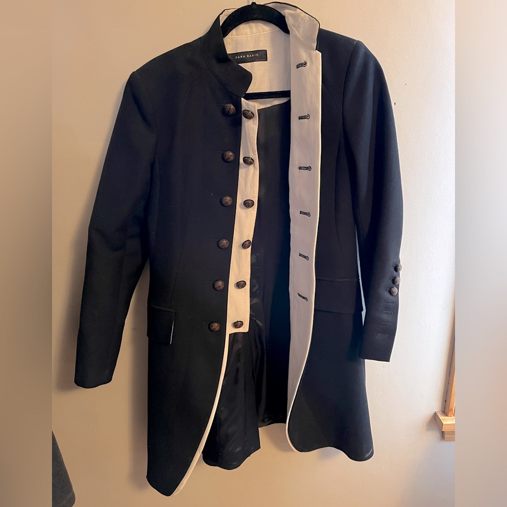 Such details on this custom made Zara Basics jacket! M, excellent condition.